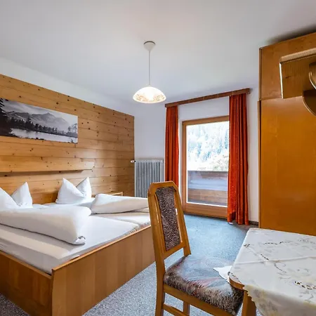 Gasteigerhof Apartment